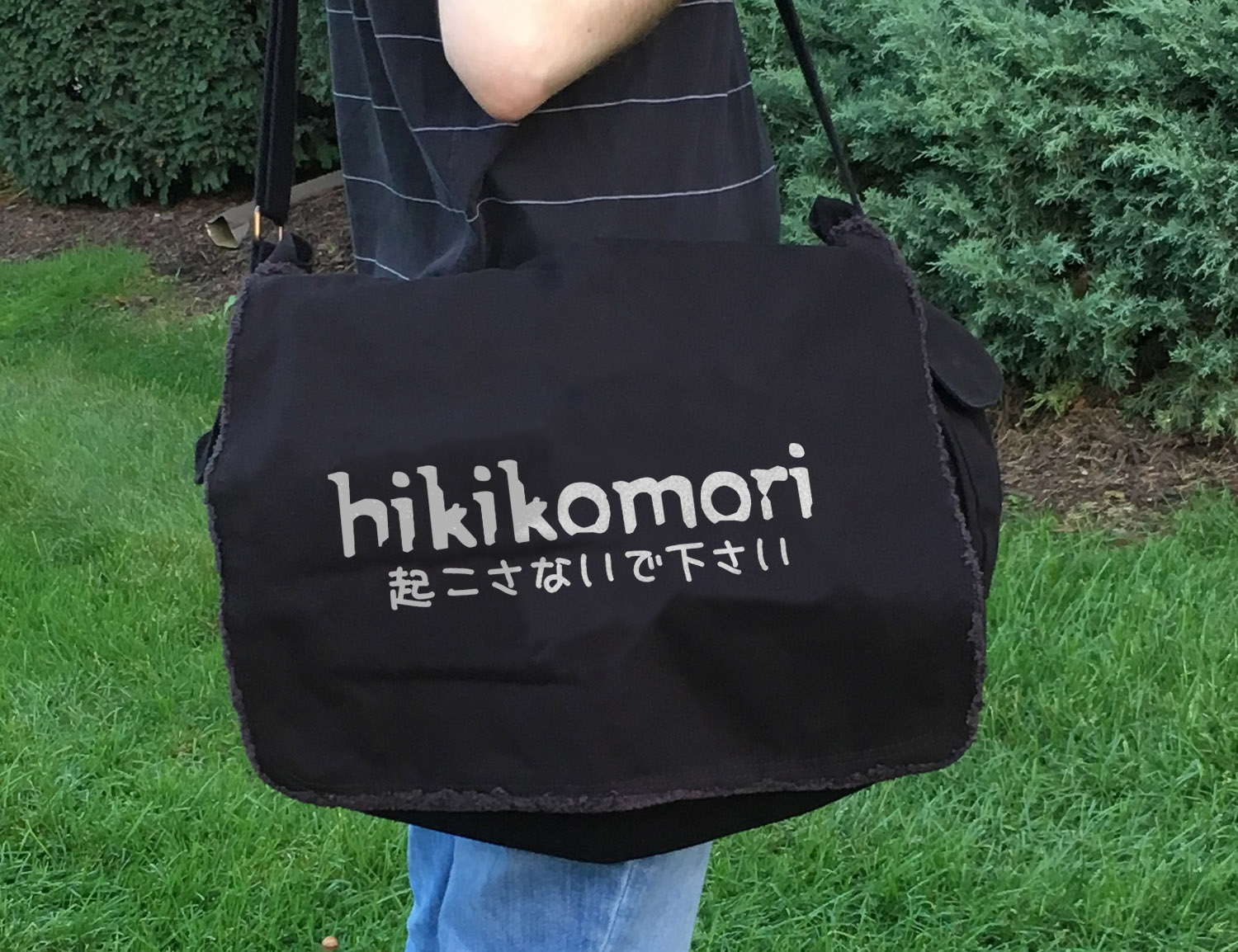 Hikikomori Messenger Bag -