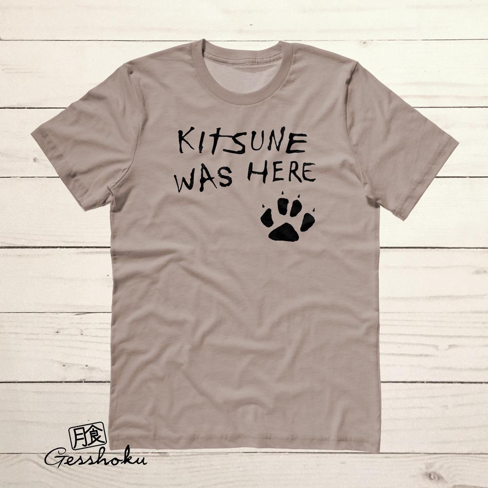 Kitsune Was Here T-shirt - Pebble Brown