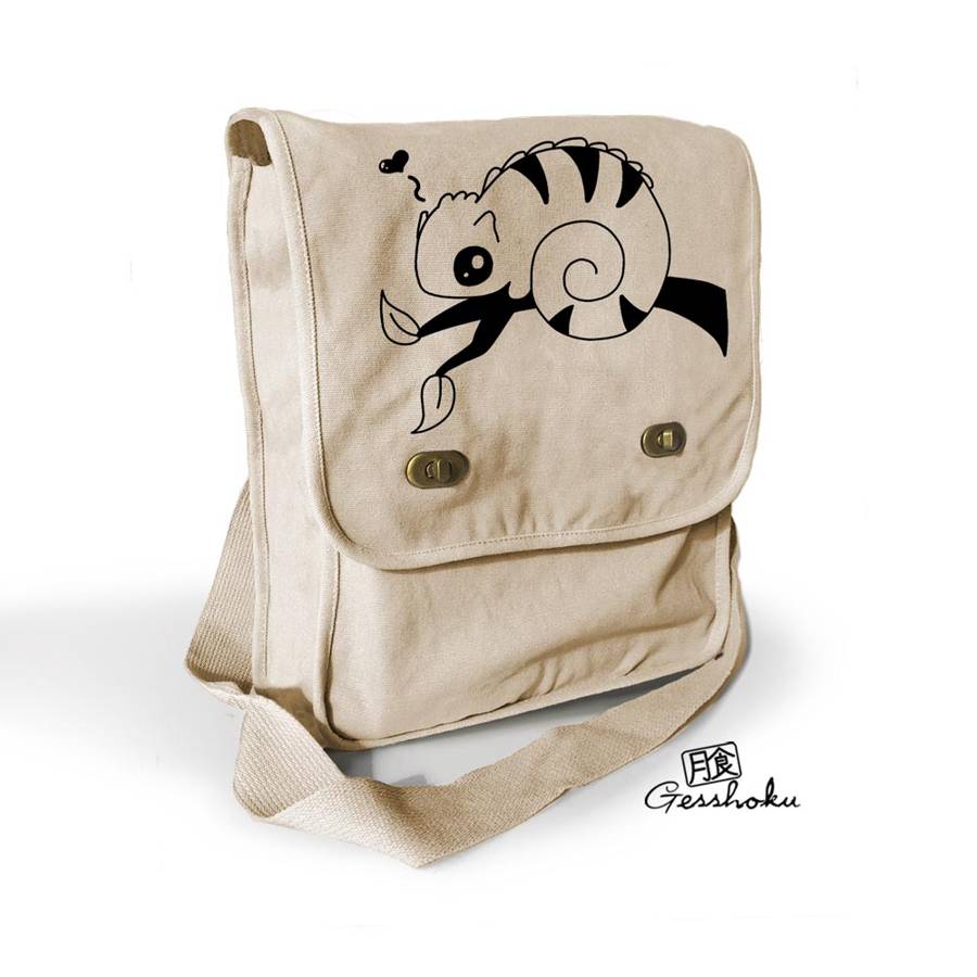 Chameleon in Love Field Bag - Natural