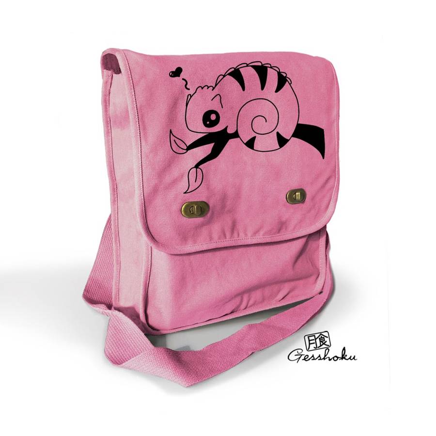 Chameleon in Love Field Bag - Pink