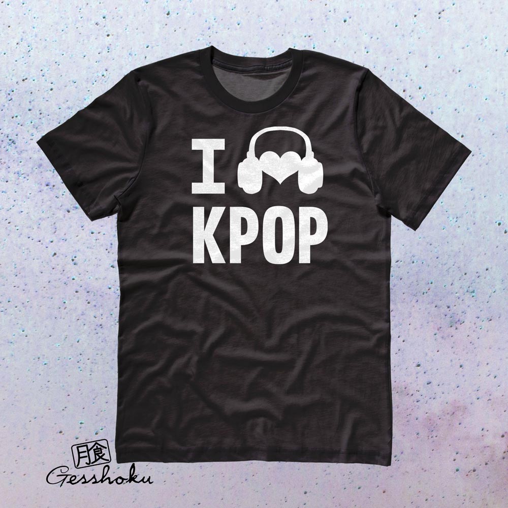 I Listen to KPOP T-shirt - Black