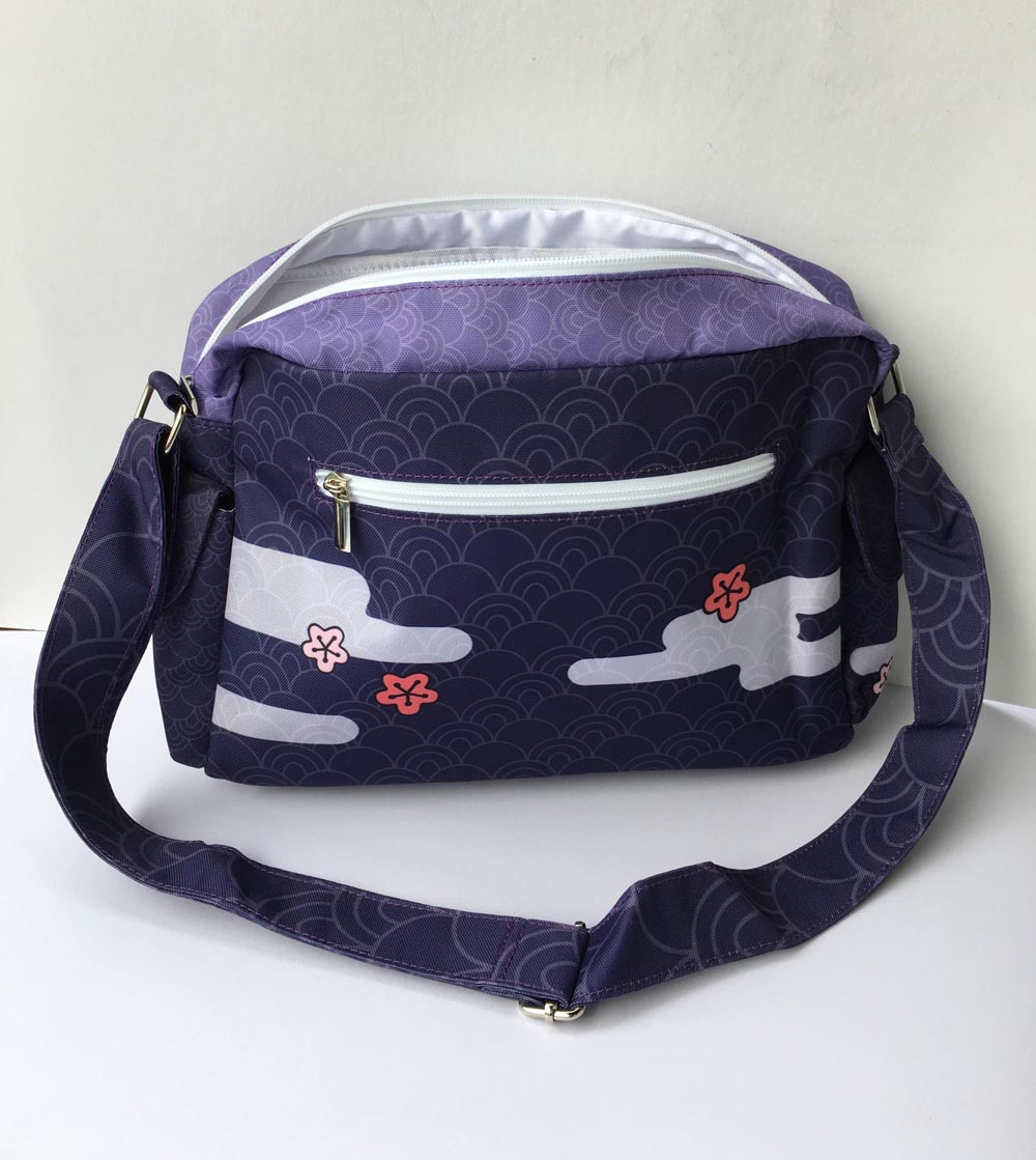 Kitsune Shrine Full-Print Messenger Bag -