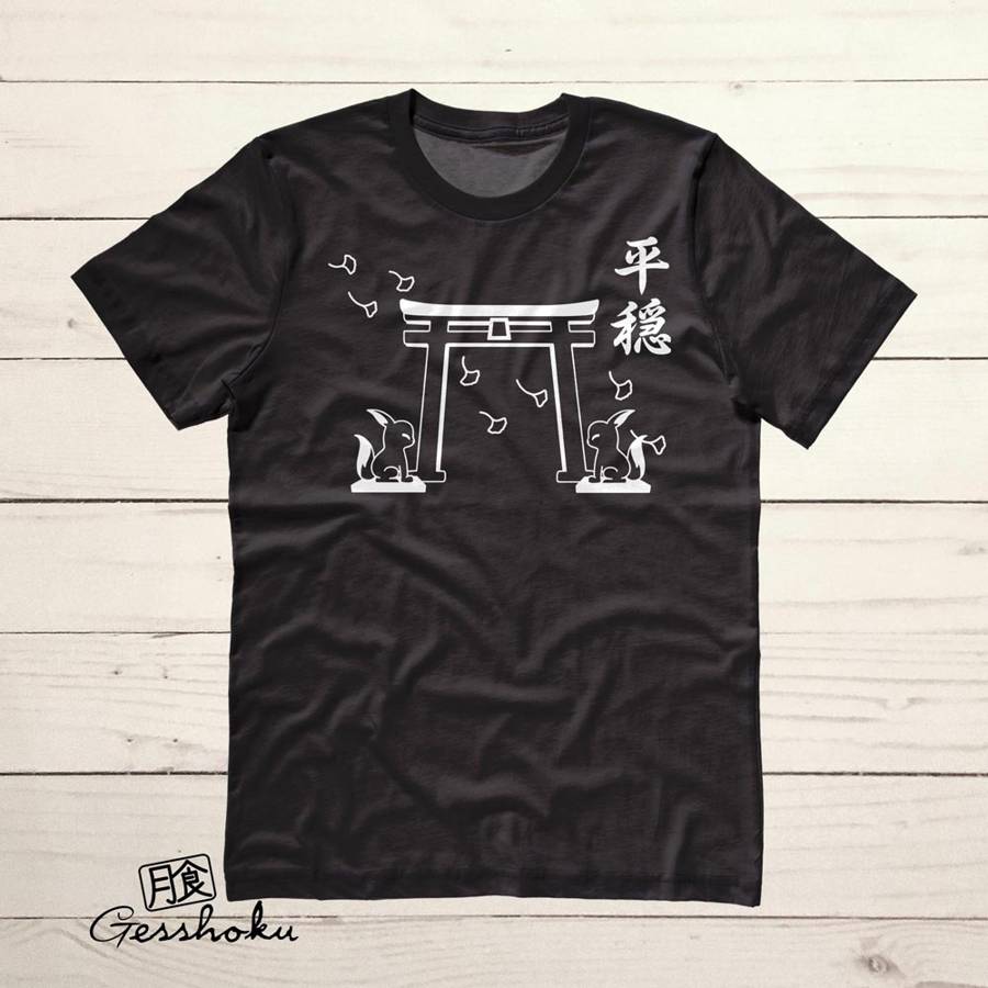Tranquility Shrine Gate T-shirt - Black