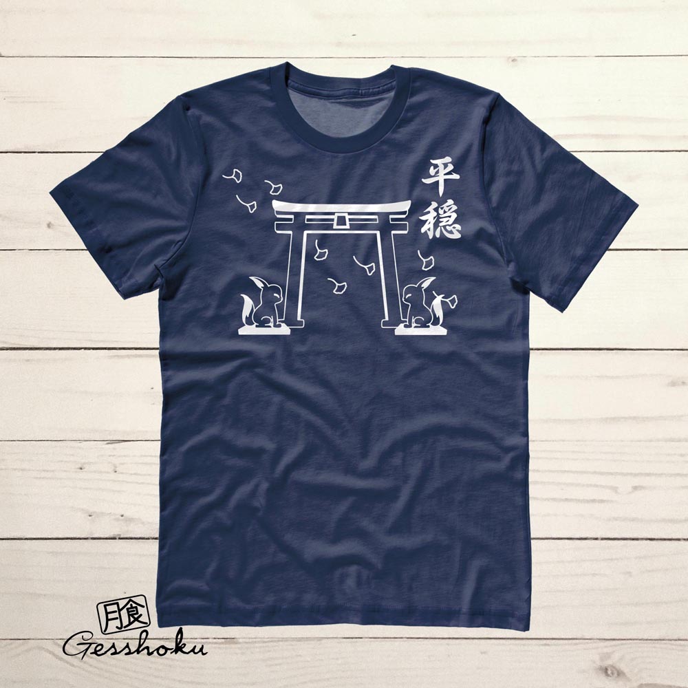 Tranquility Shrine Gate T-shirt - Navy Blue