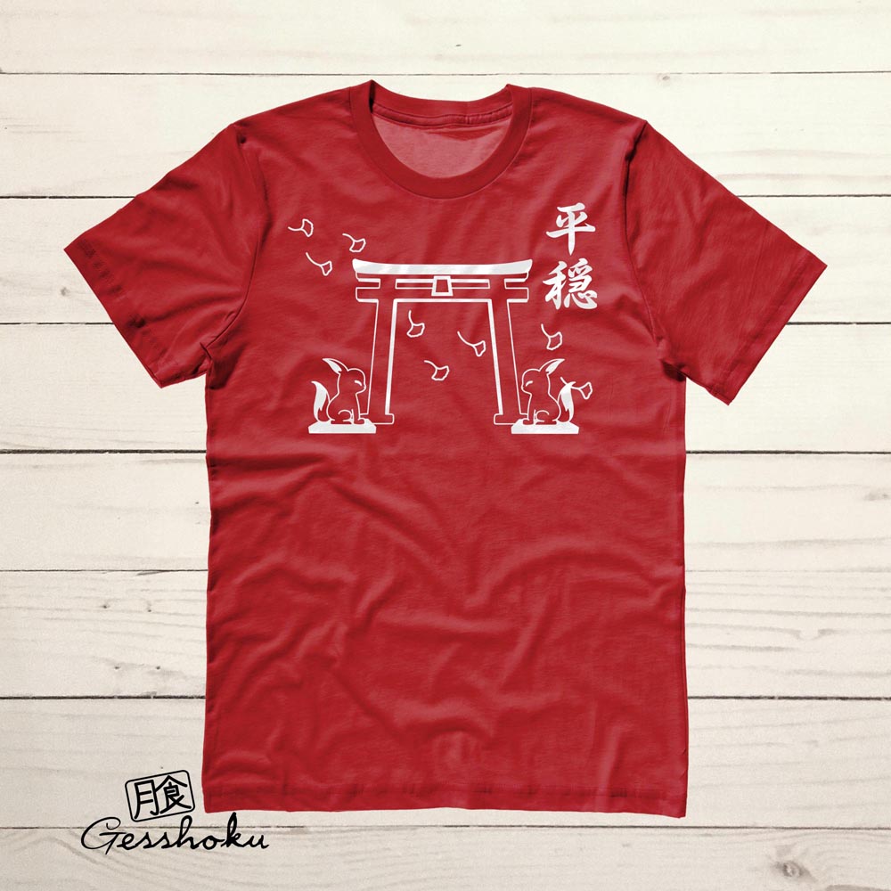 Tranquility Shrine Gate T-shirt - Red